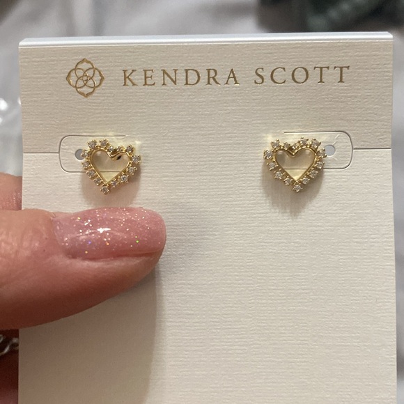 Kendra Scott Ari heart earrings - Picture 2 of 3